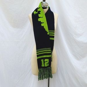 Seattle 12th man scarf with the Seattle skyline, black & green